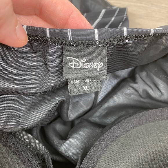 Hot Topic Disney Nightmare Before Christmas Jack Skellington Swimsuit Sz.XL - Picture 8 of 16